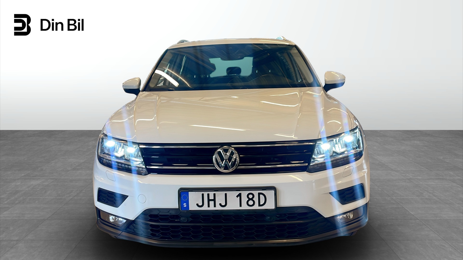 Volkswagen Tiguan JHJ18D
