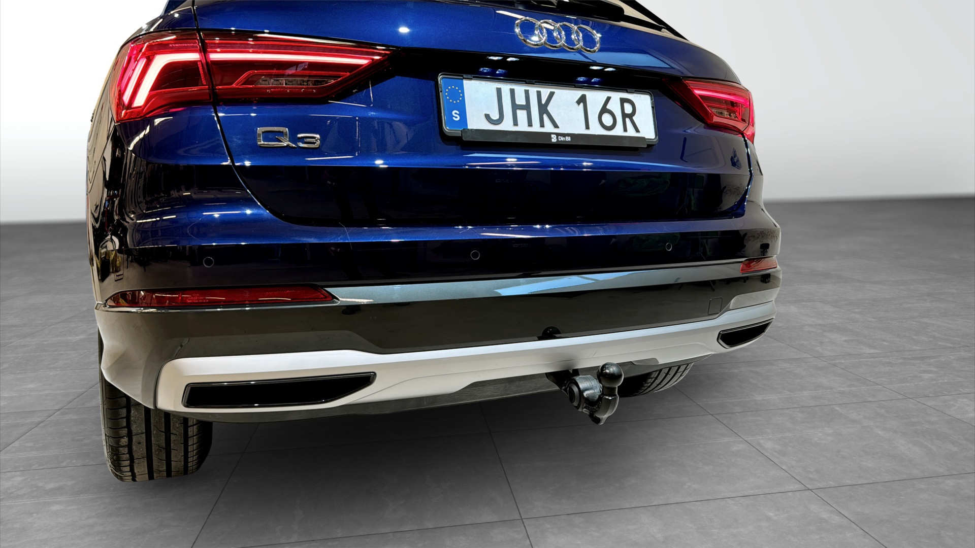 Audi Q3 JHK16R