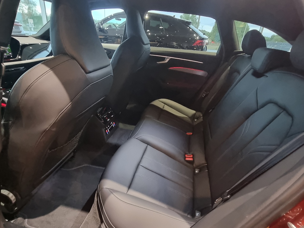 Audi A6 Avant e-tron JHP06G