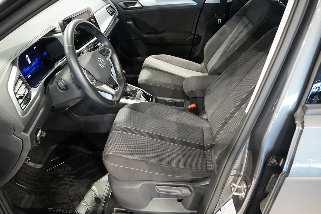 Volkswagen T-Roc JJA28F