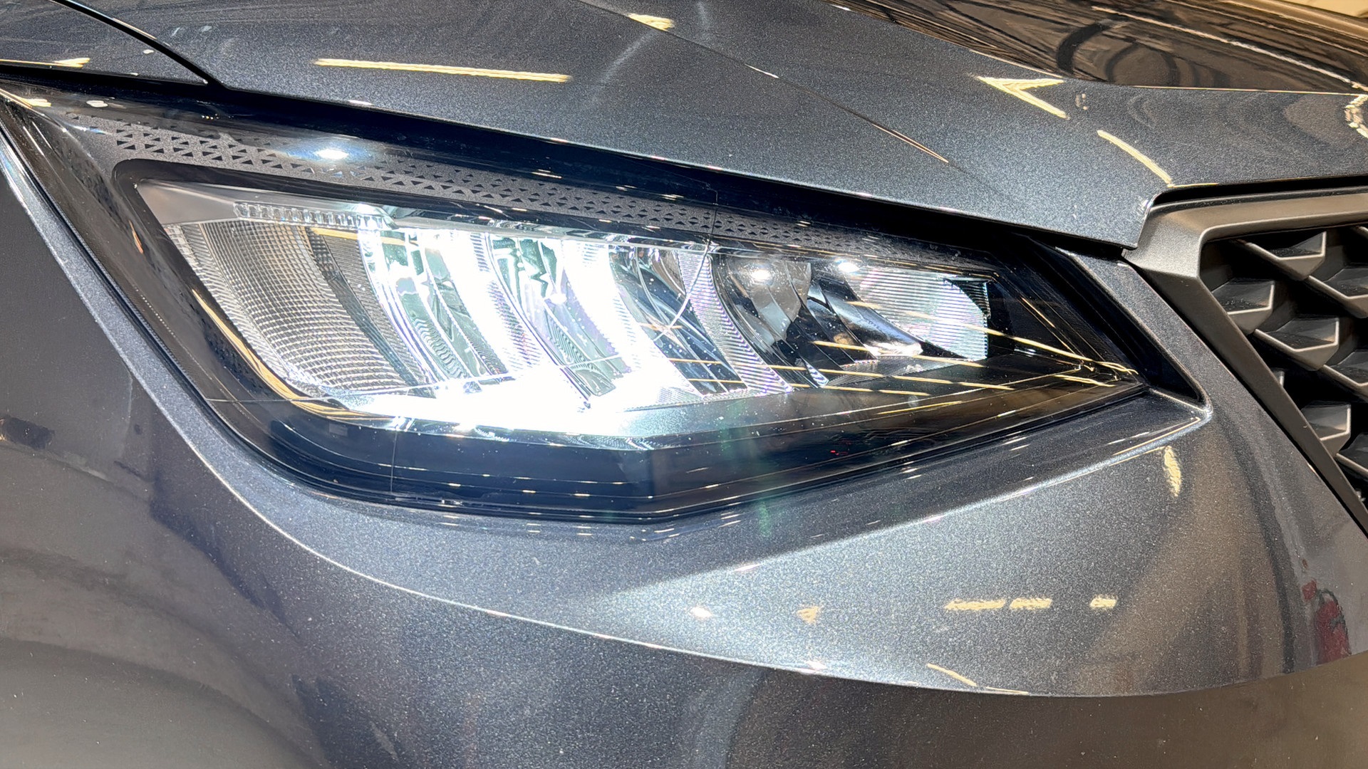 SEAT Arona JJD06A