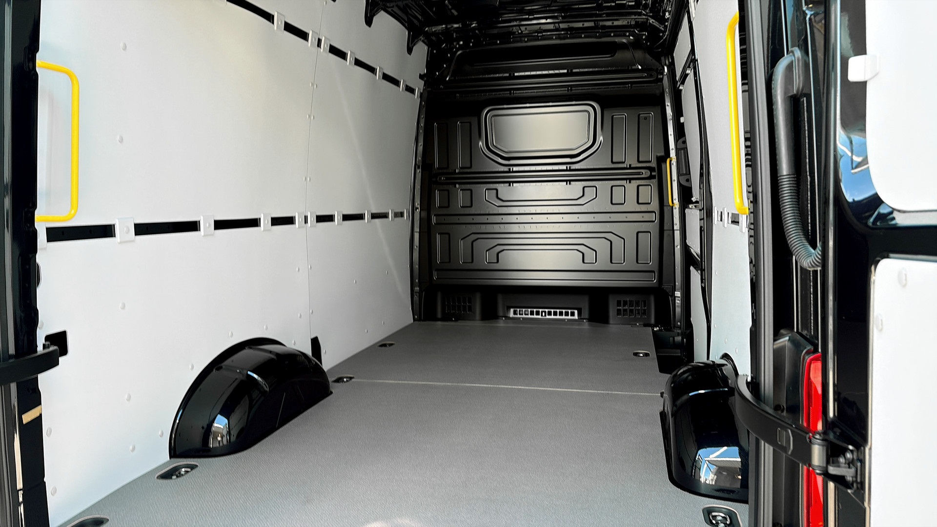 Volkswagen Crafter Skåp kort hjulbas JJL01N