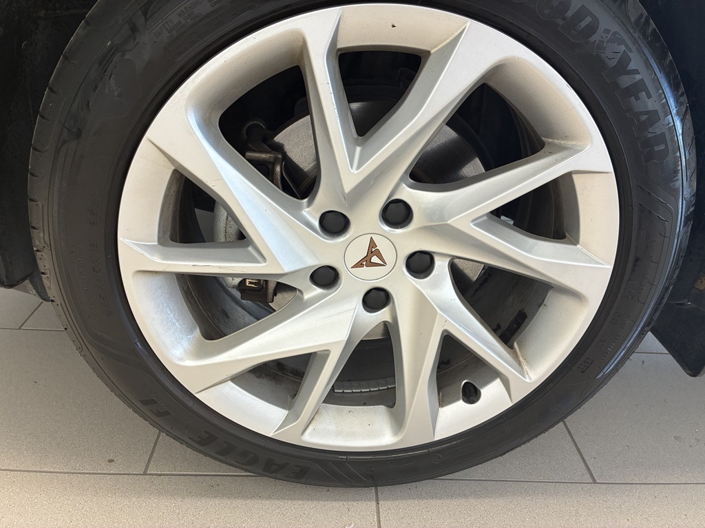 CUPRA Formentor JJN89T