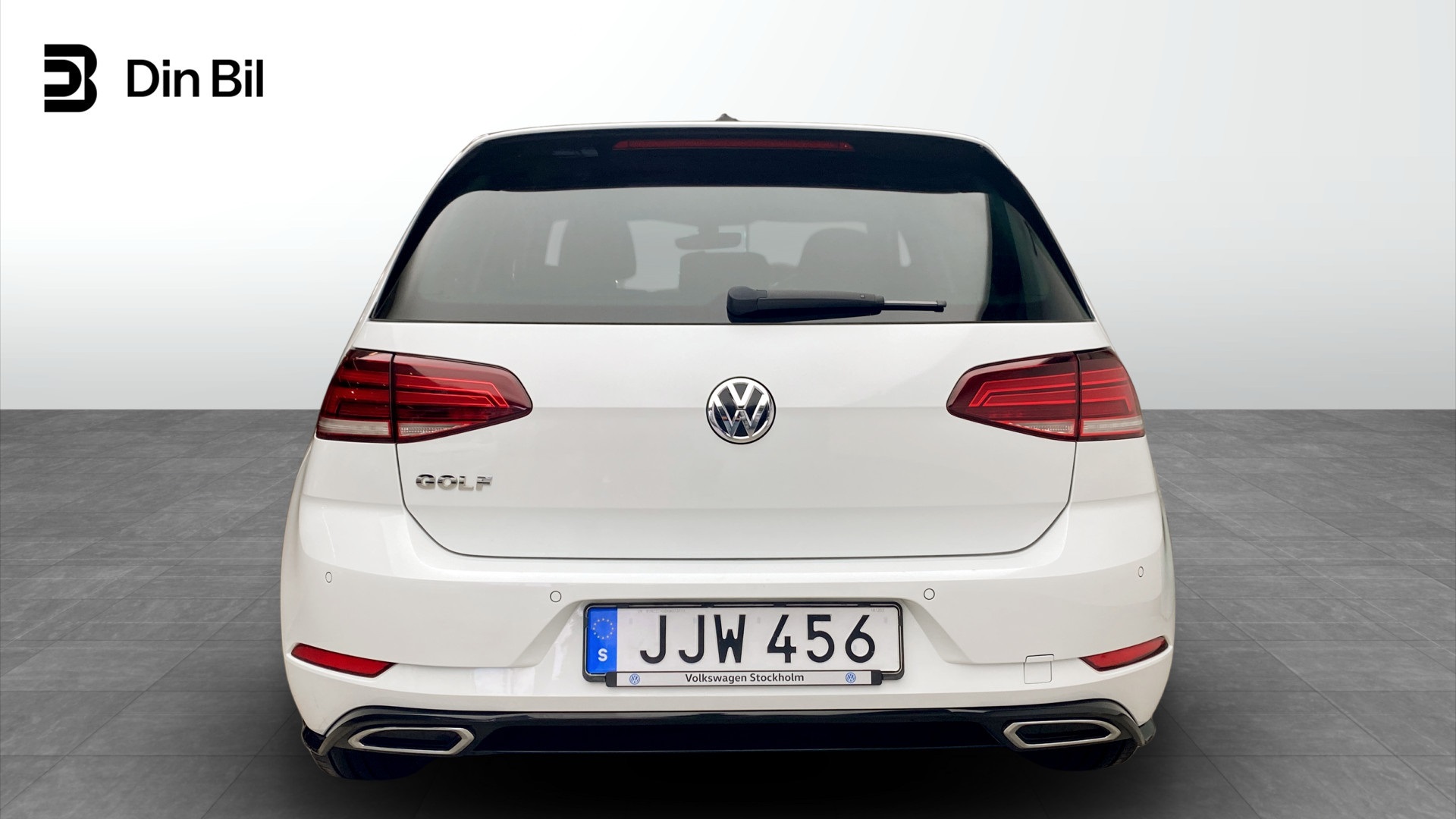 Volkswagen Golf JJW456