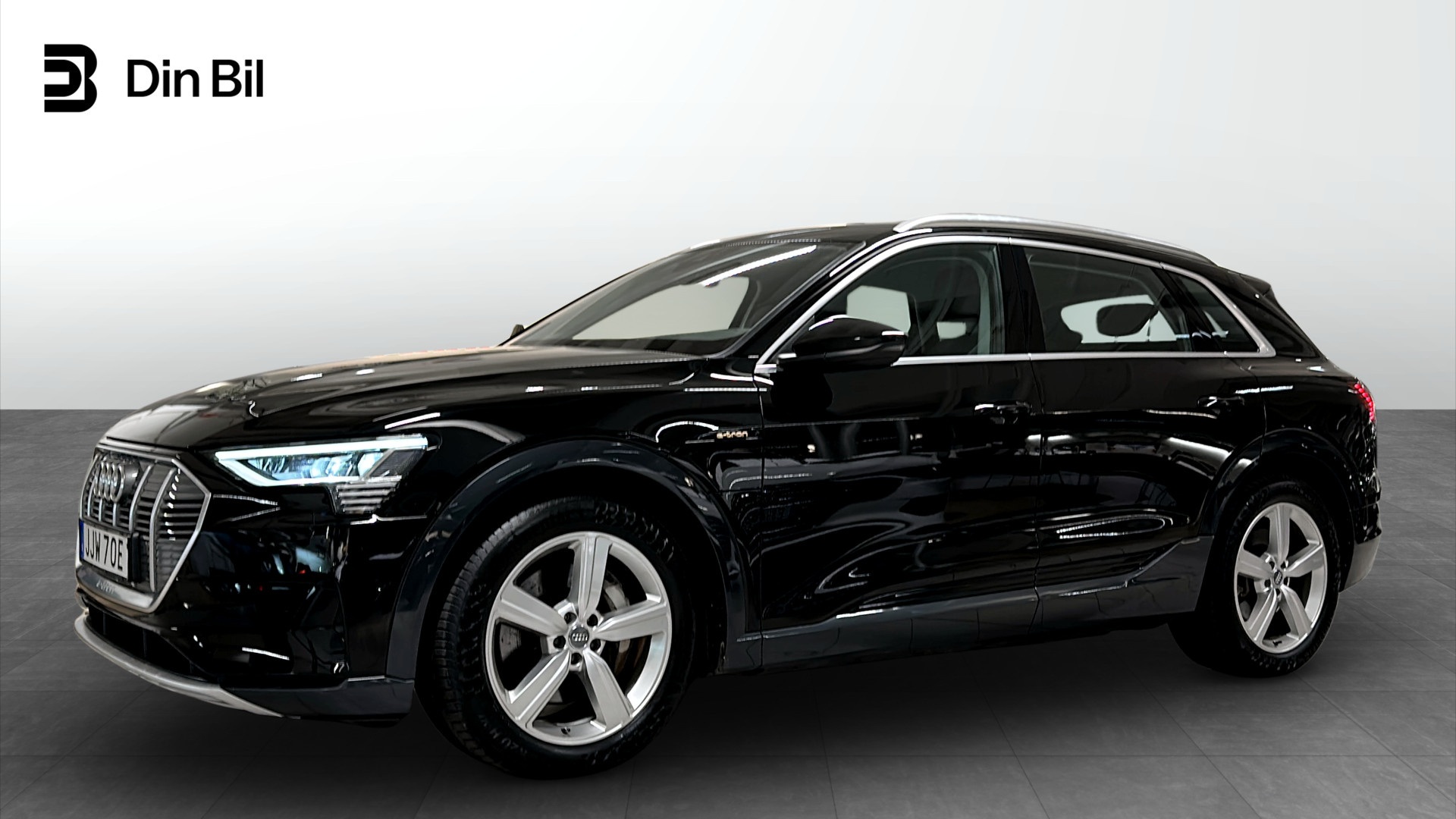 Audi e-tron JJW70E
