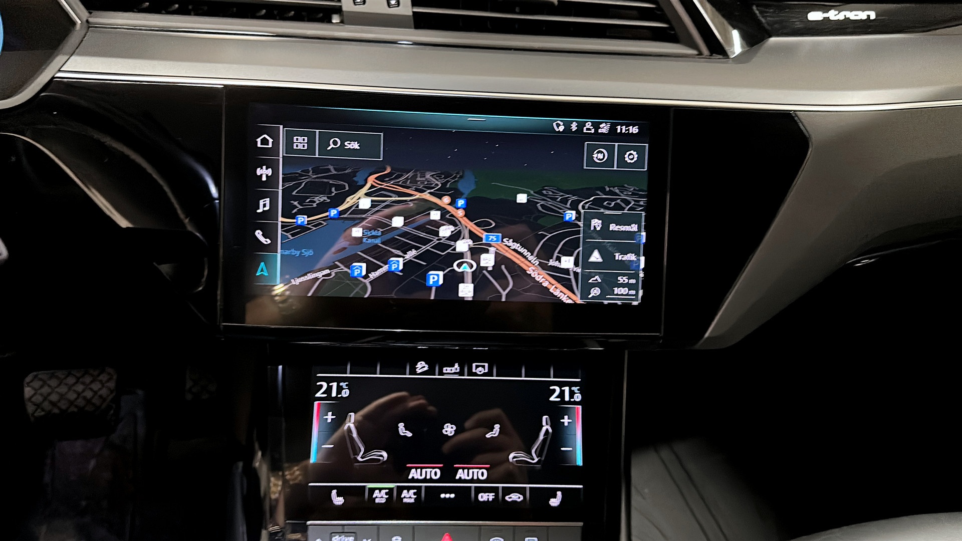 Audi e-tron JJW70E
