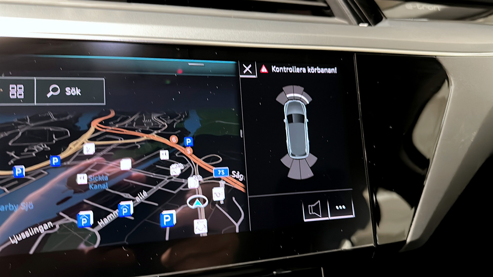 Audi e-tron JJW70E