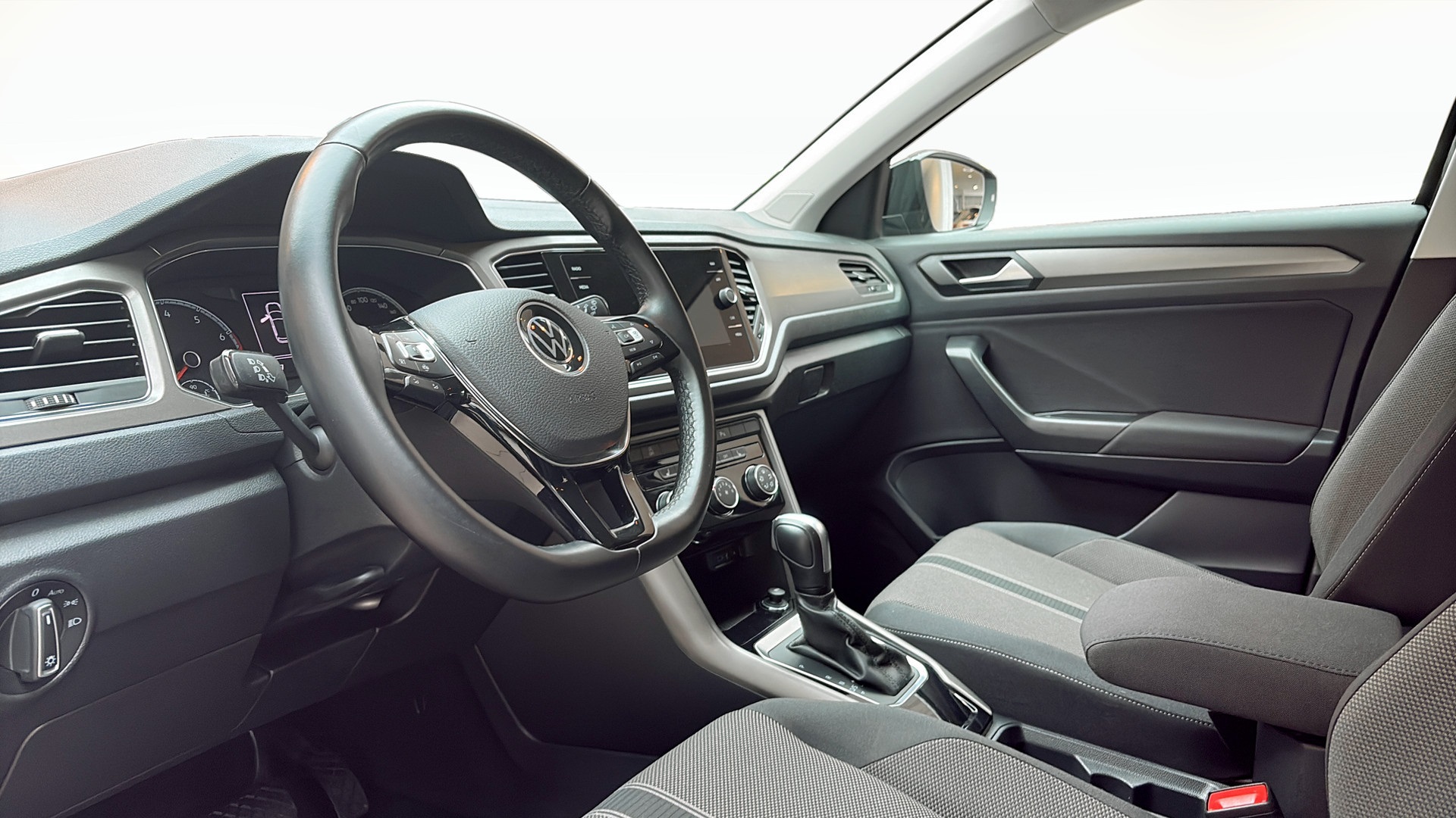 Volkswagen T-Roc JKH49T