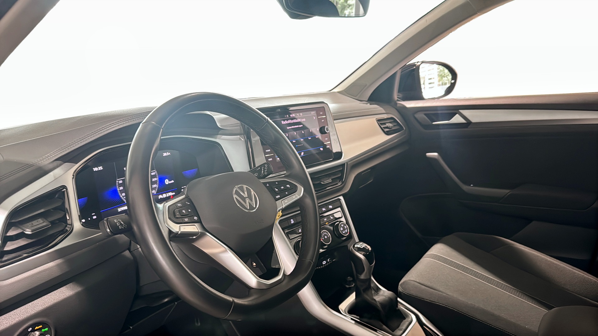 Volkswagen T-Roc JKK79D