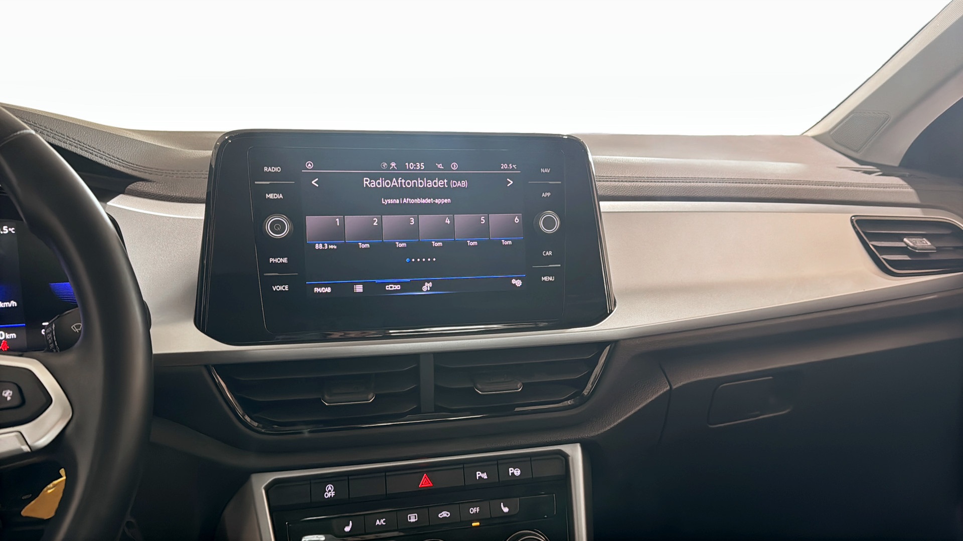 Volkswagen T-Roc JKK79D