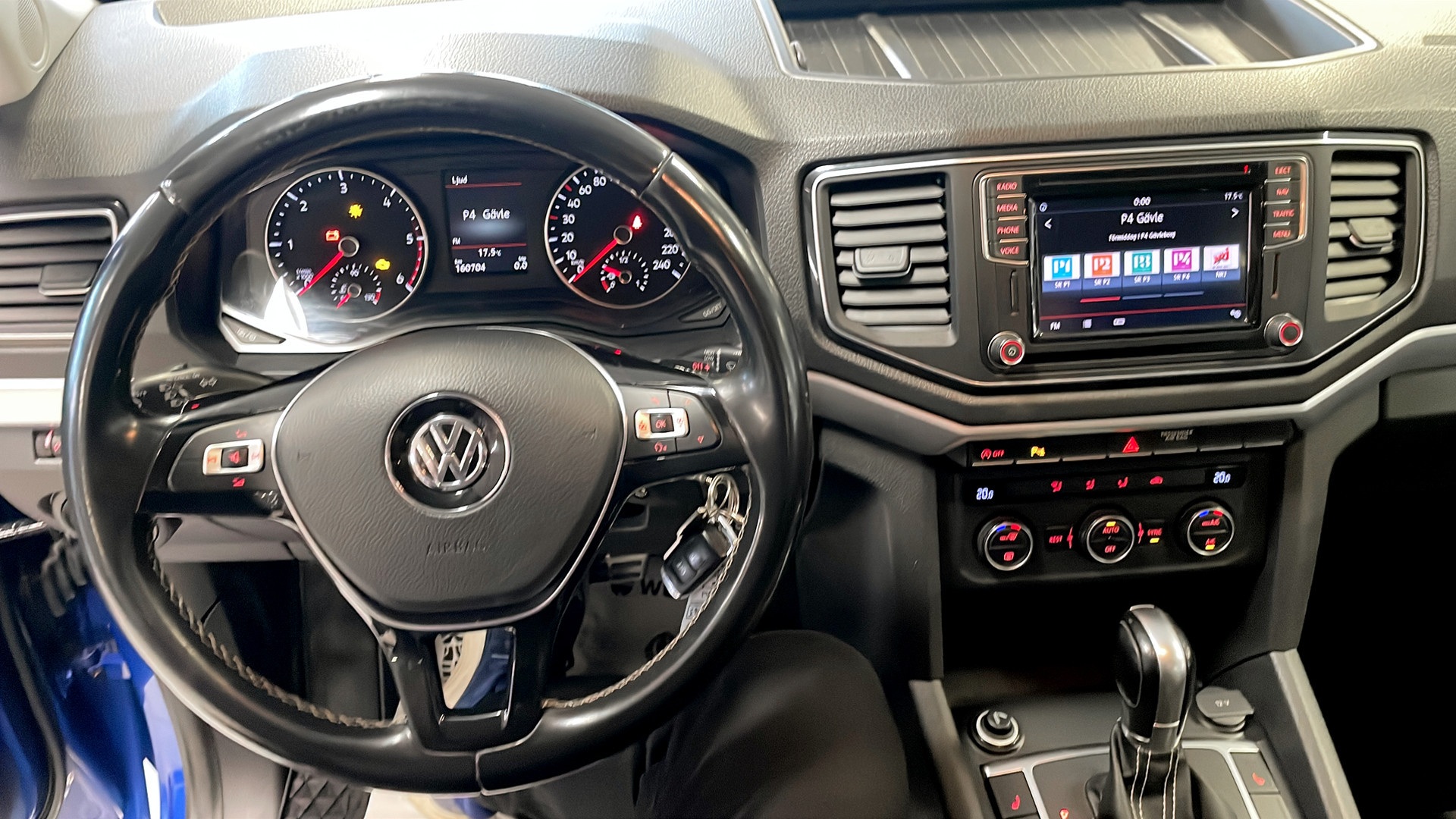 Volkswagen Amarok JKL763