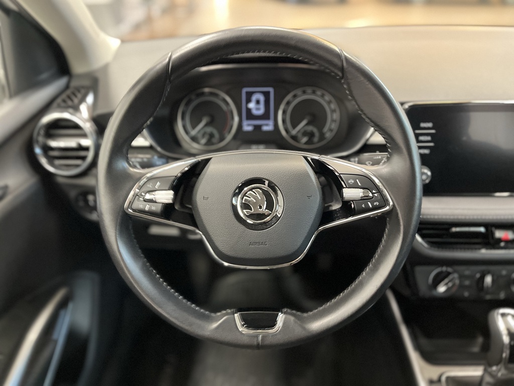 Skoda Fabia JLL99E