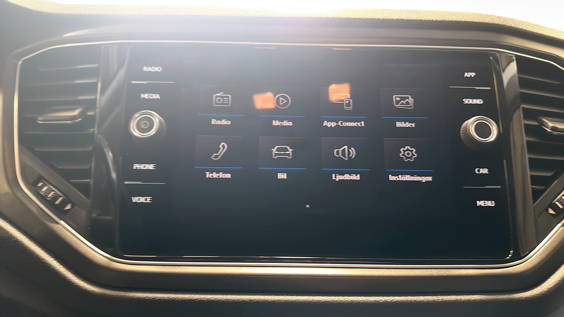 Volkswagen T-Roc JLY085
