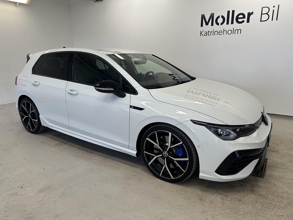 Volkswagen Golf JML49T