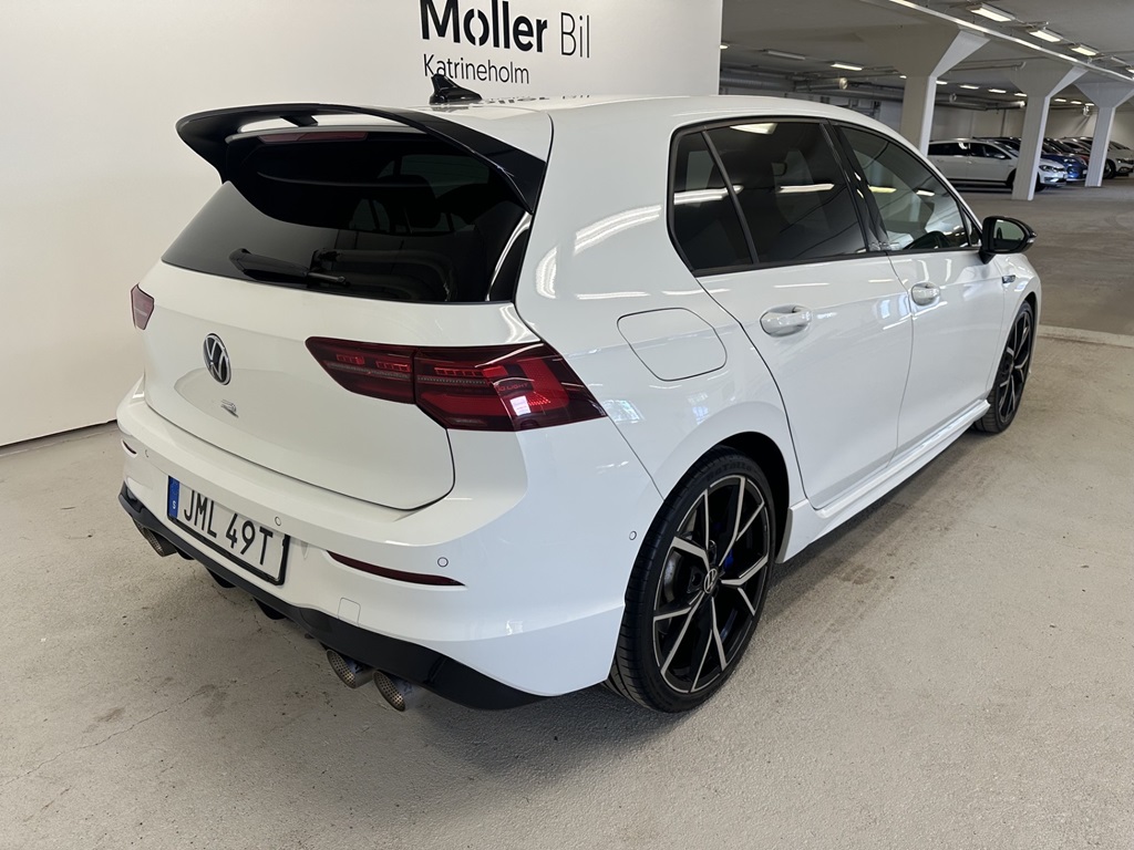 Volkswagen Golf JML49T