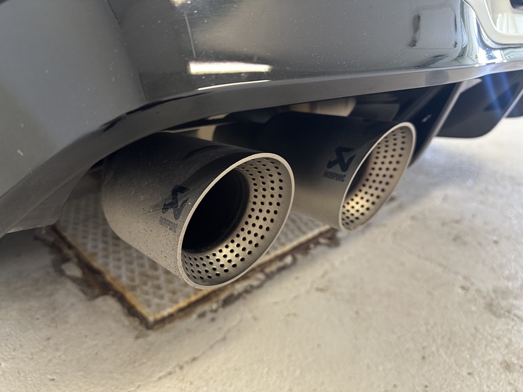 Volkswagen Golf JML49T