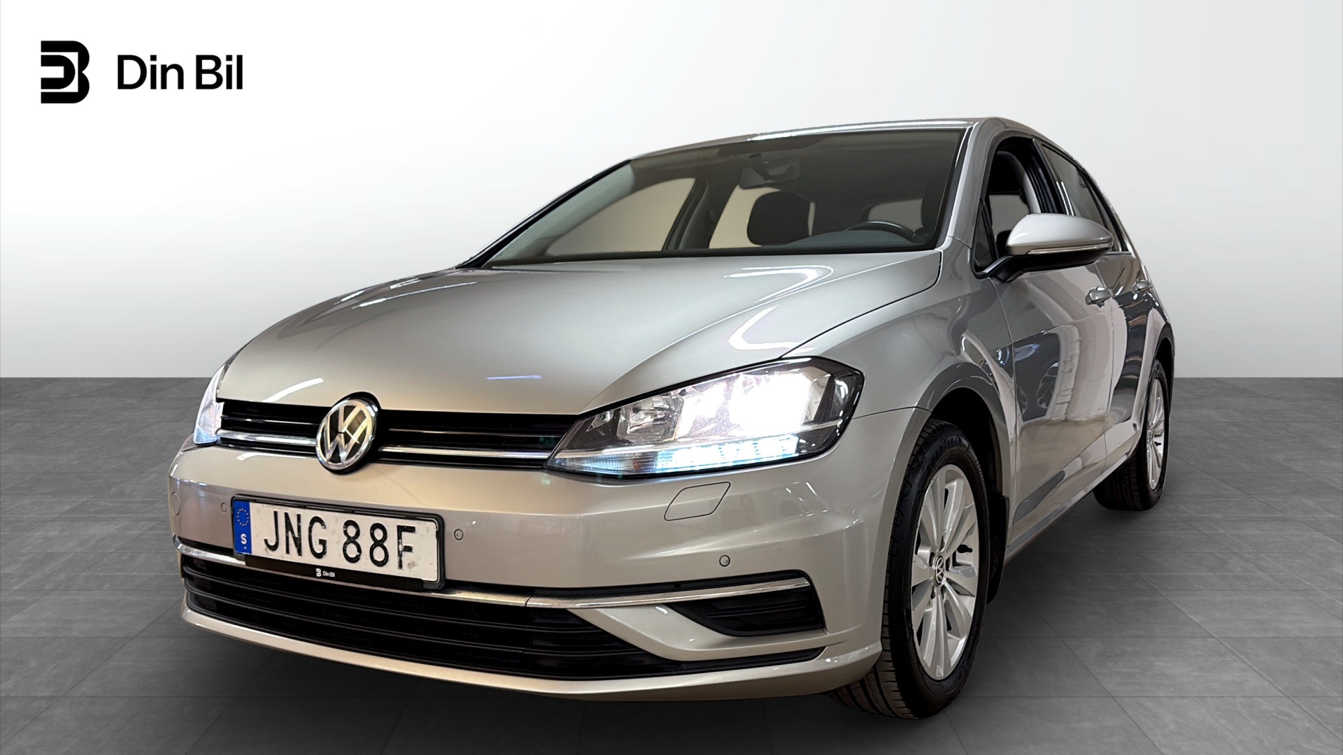 Volkswagen Golf JNG88F