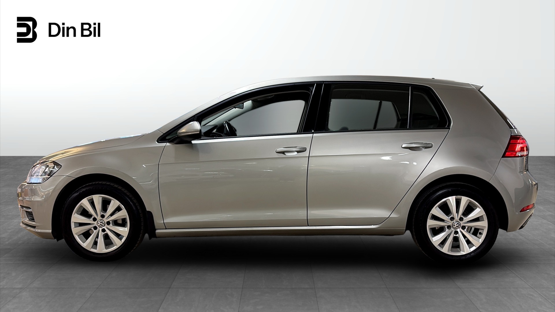 Volkswagen Golf JNG88F