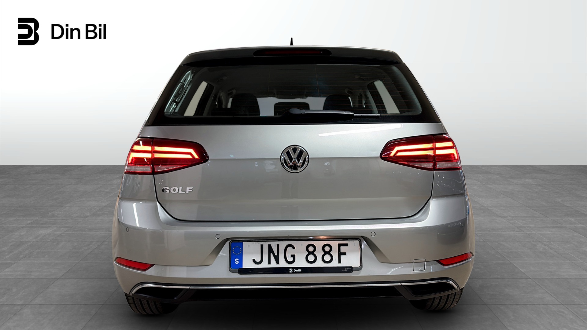 Volkswagen Golf JNG88F