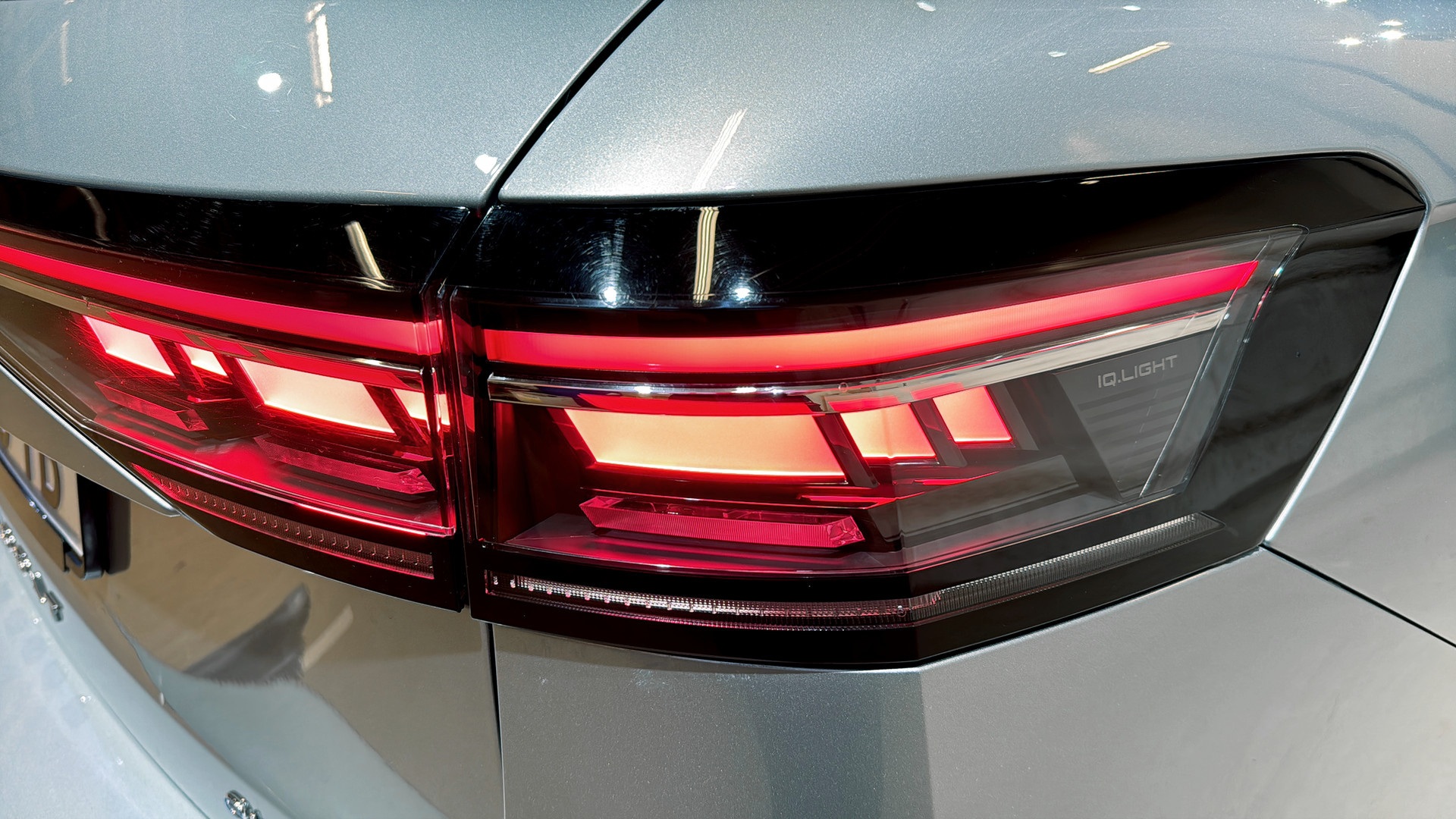 Volkswagen Passat JNL01B