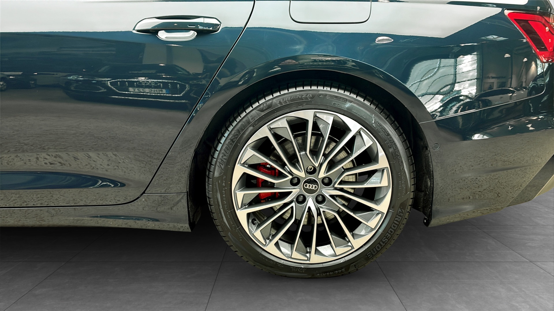 Audi A6 Avant JOJ89E