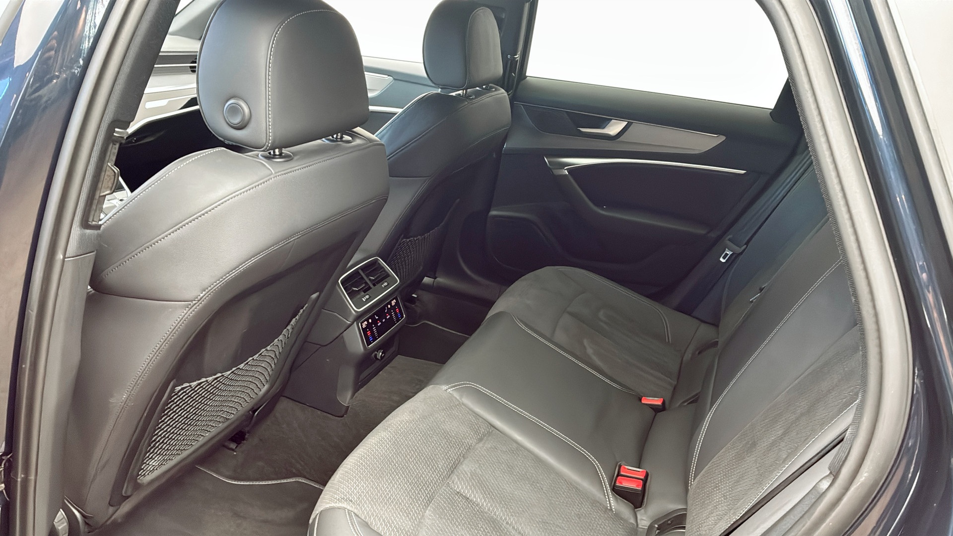 Audi A6 Avant JOJ89E