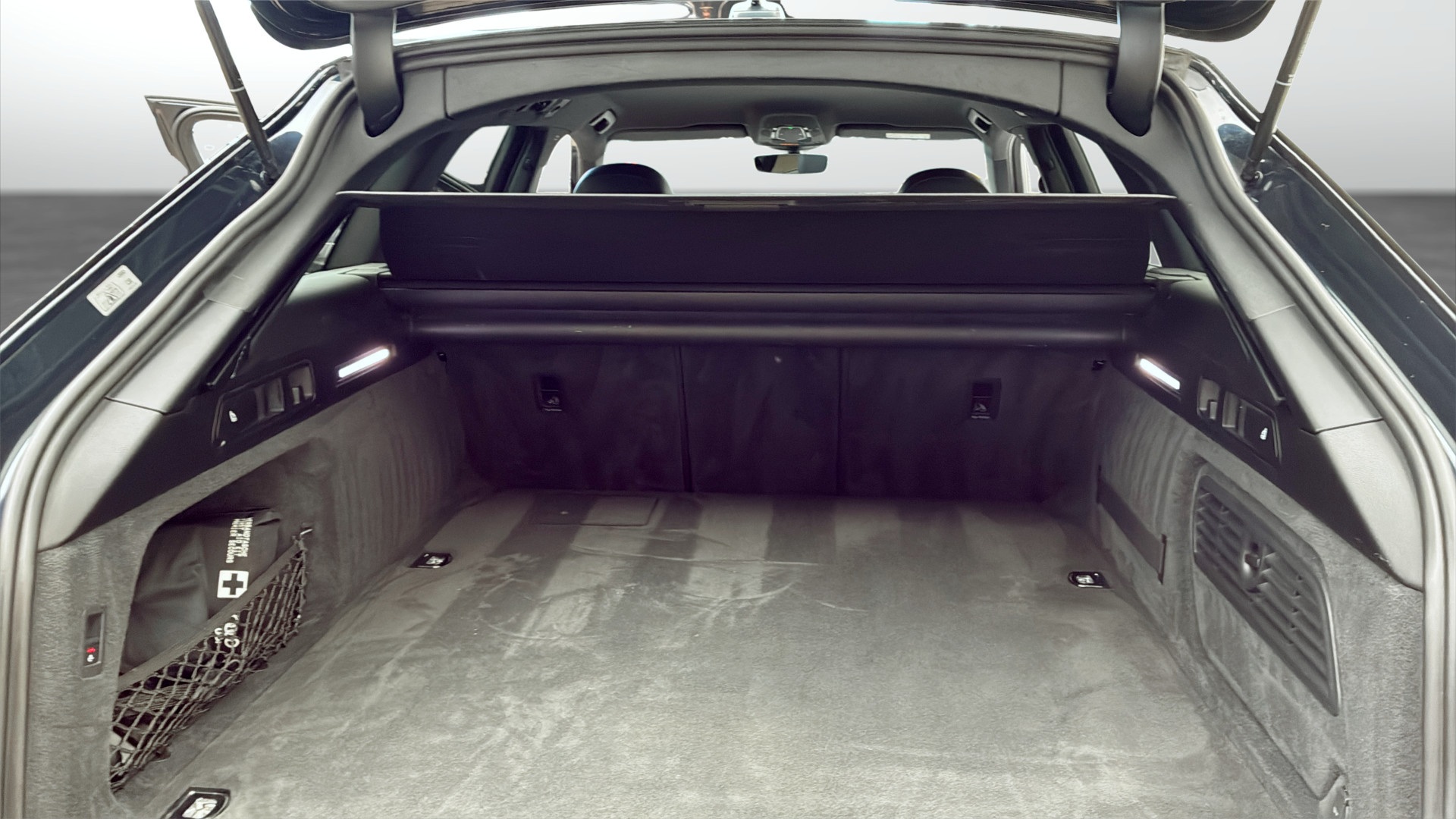 Audi A6 Avant JOJ89E
