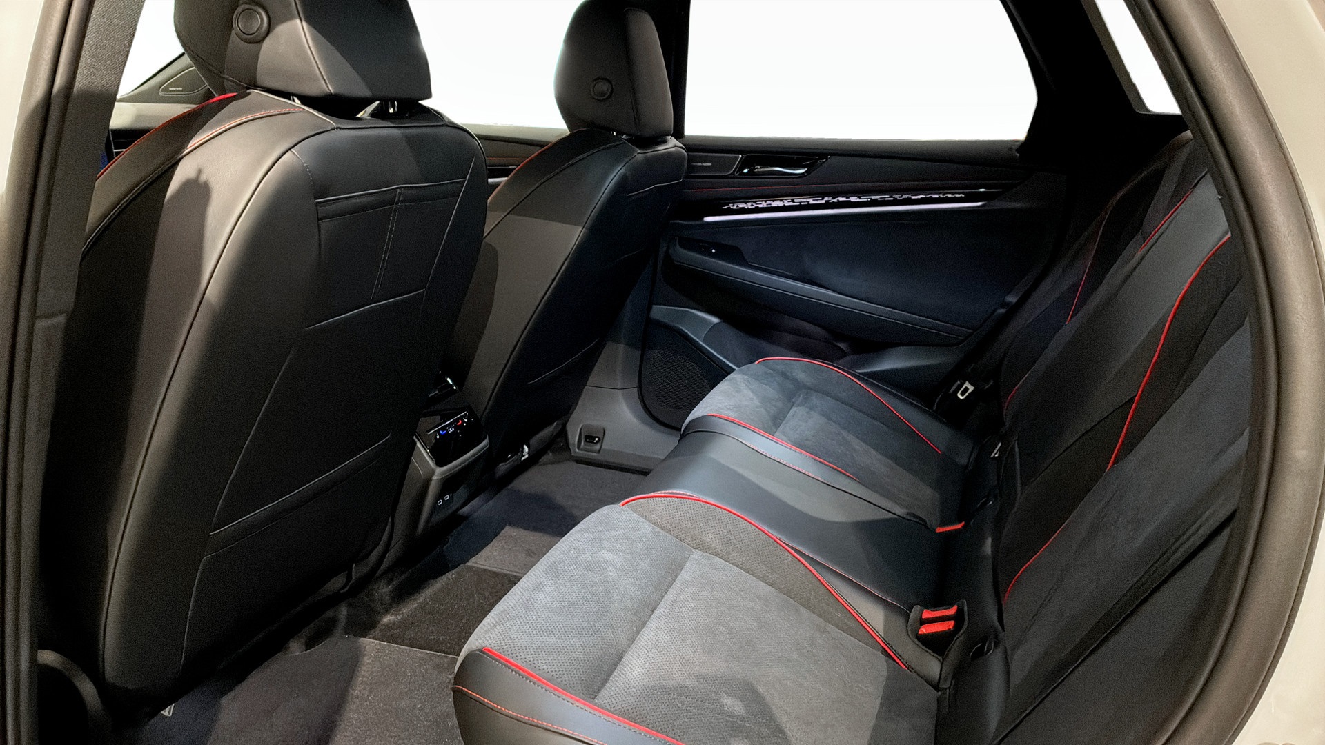Volkswagen ID.7 Tourer JON16N