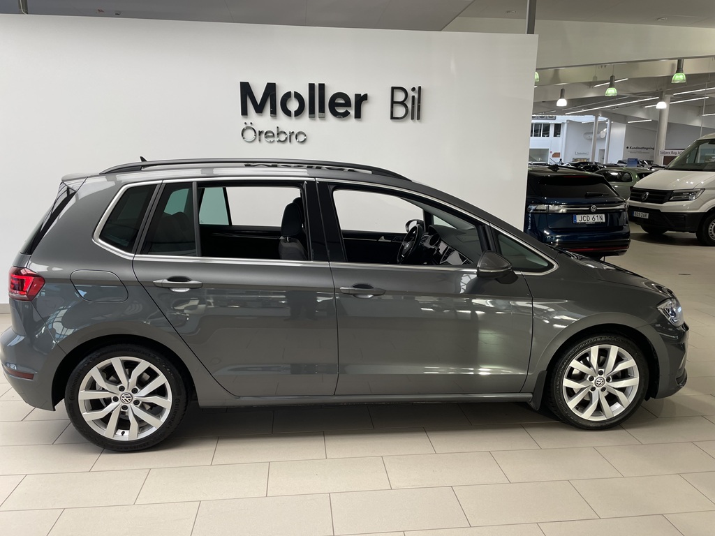 Volkswagen Golf Sportsvan JON88X