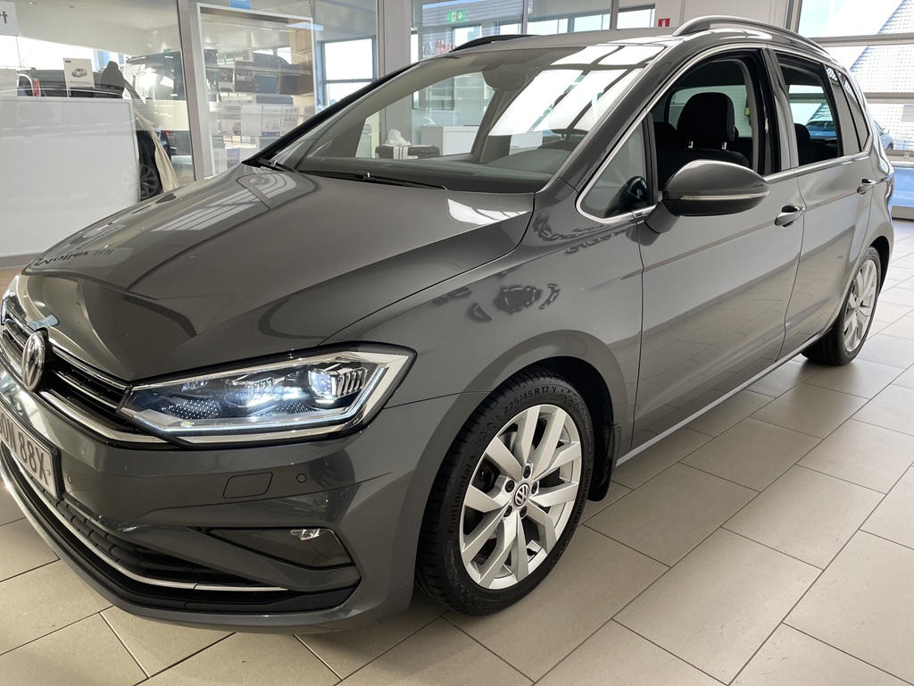 Volkswagen Golf Sportsvan JON88X