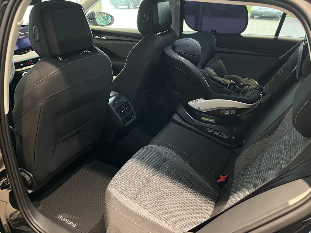 Skoda Superb Combi JPJ06P
