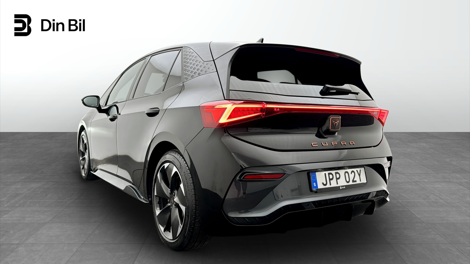 CUPRA Born JPP02Y