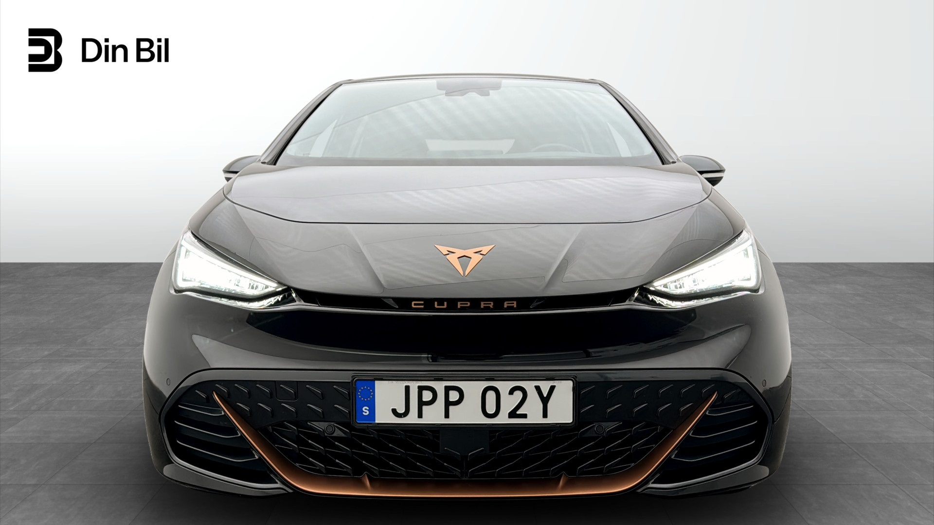 CUPRA Born JPP02Y