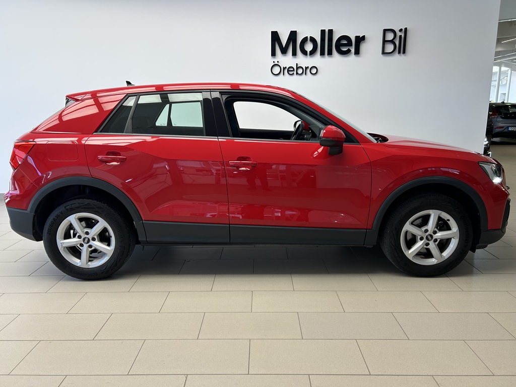 Audi Q2 JRA06A