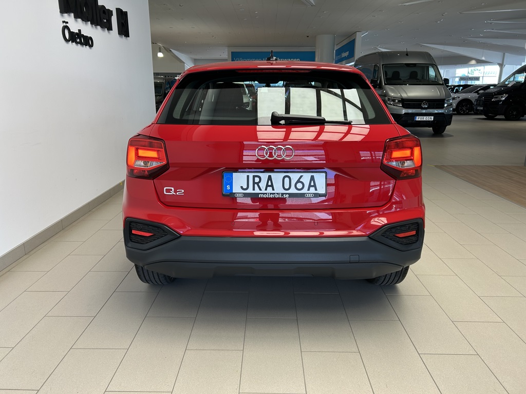 Audi Q2 JRA06A