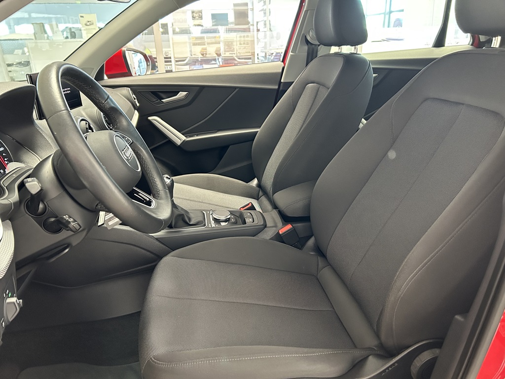 Audi Q2 JRA06A