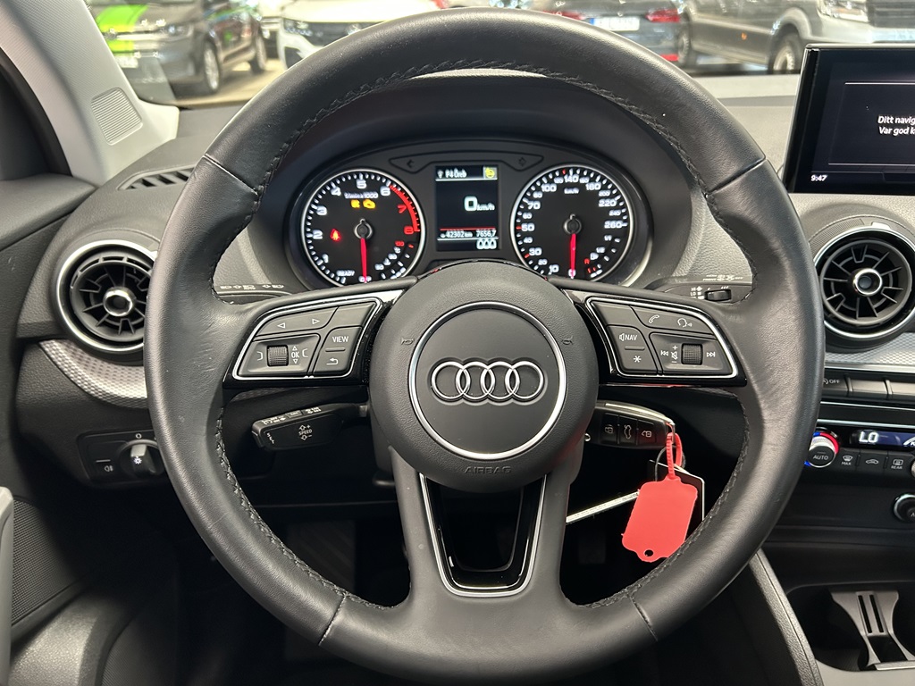 Audi Q2 JRA06A