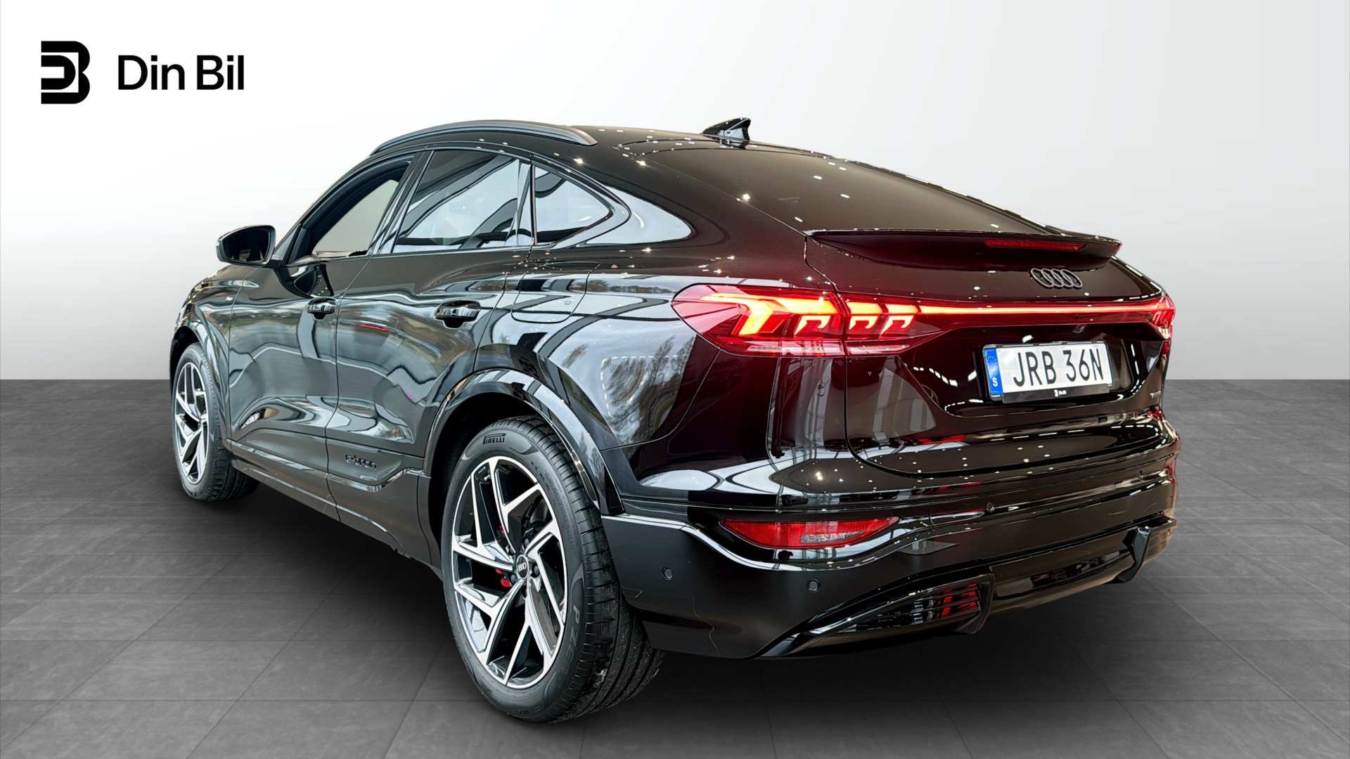 Audi Q6 e-tron JRB36N