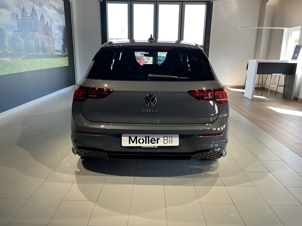 Volkswagen Golf JRJ06L