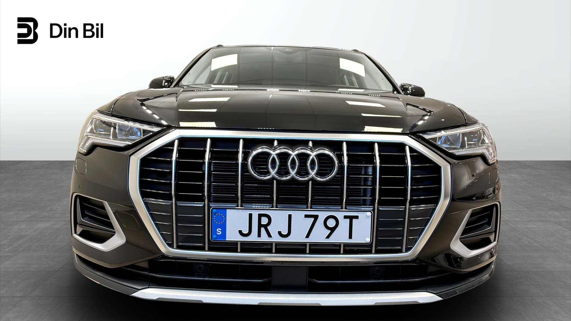 Audi Q3 JRJ79T
