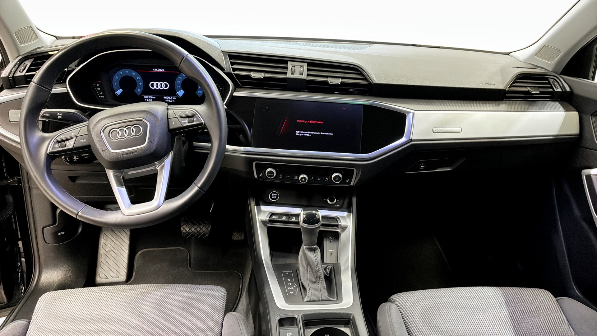 Audi Q3 JRJ79T