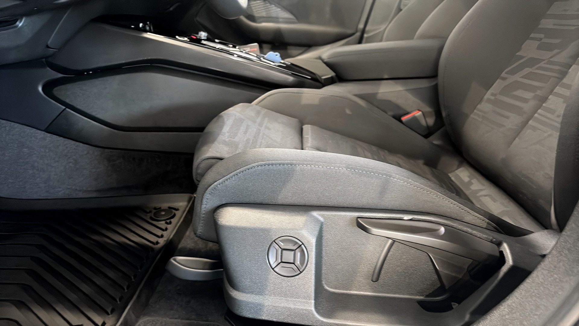Audi A5 Avant JRT16J