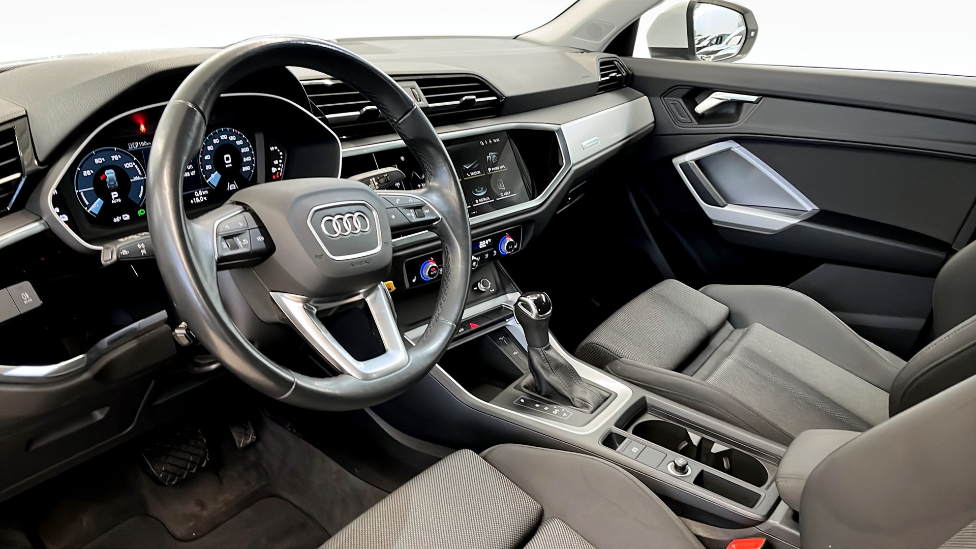 Audi Q3 JRZ15K