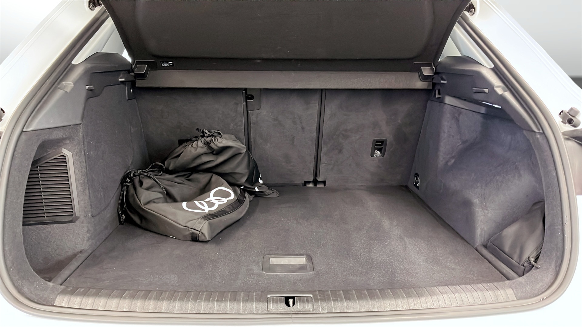 Audi Q3 JRZ15K