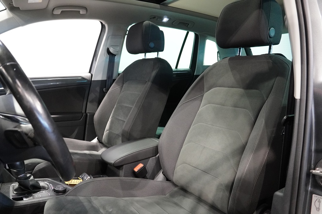 Volkswagen Tiguan JSA766