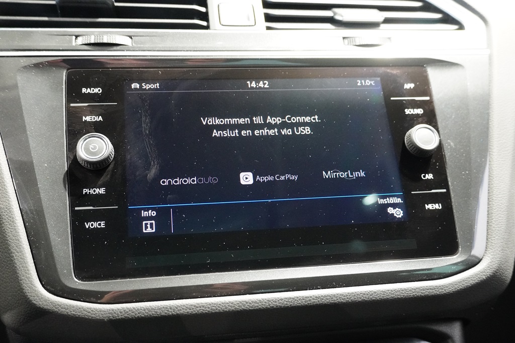Volkswagen Tiguan JSA766