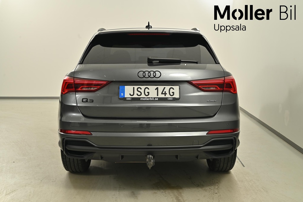 Audi Q3 JSG14G
