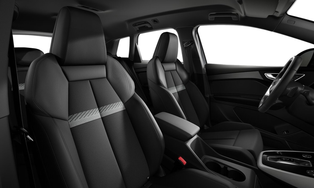 Audi Q4 e-tron JTH01A