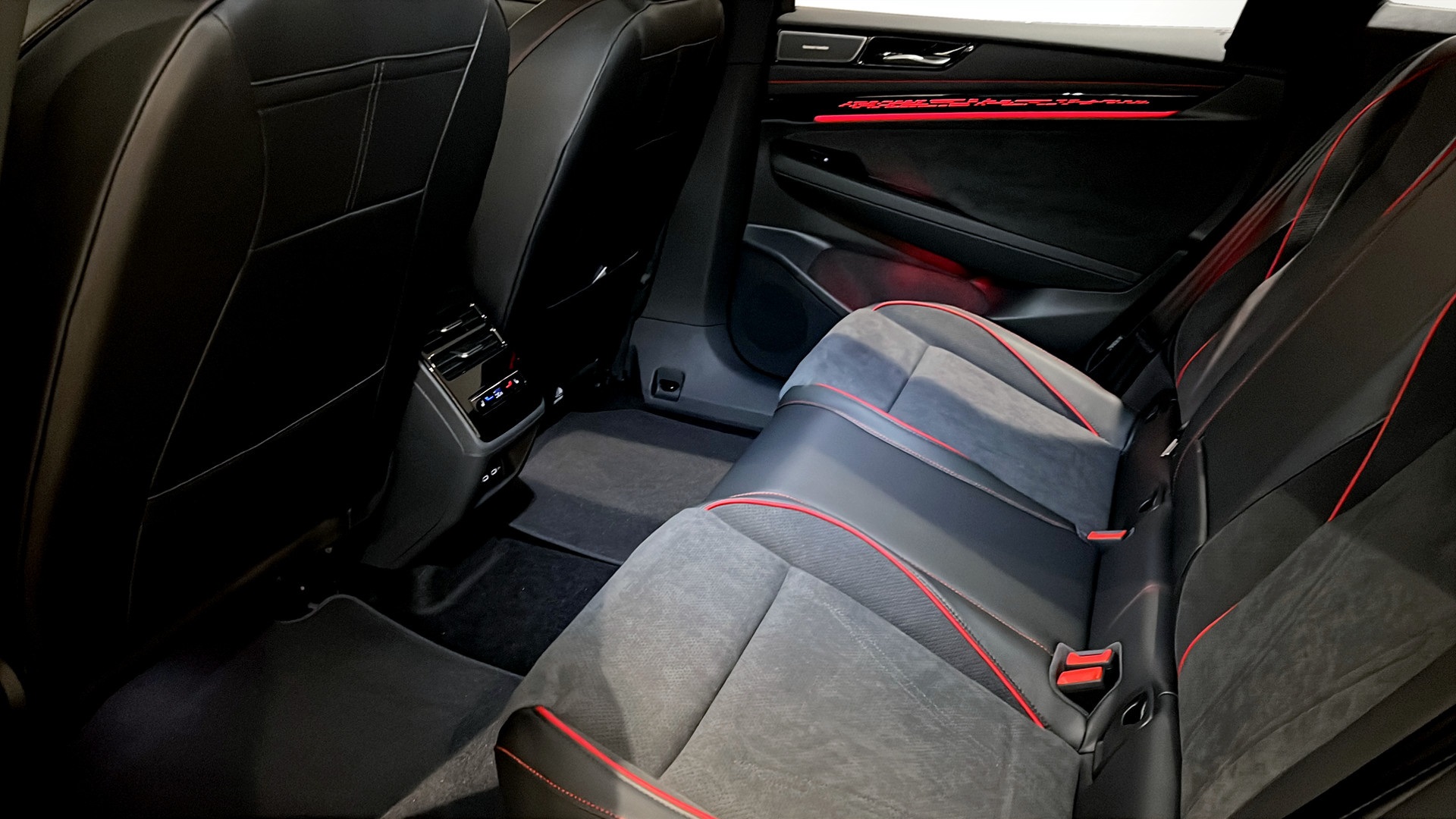 Volkswagen ID.7 Tourer JTJ99H