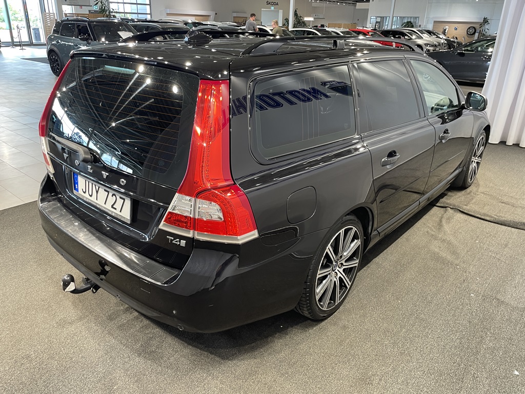 Volvo V70 JUY727